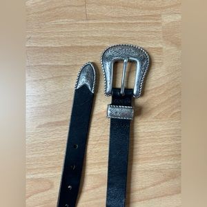Urban outfitters black belt with silver hardware